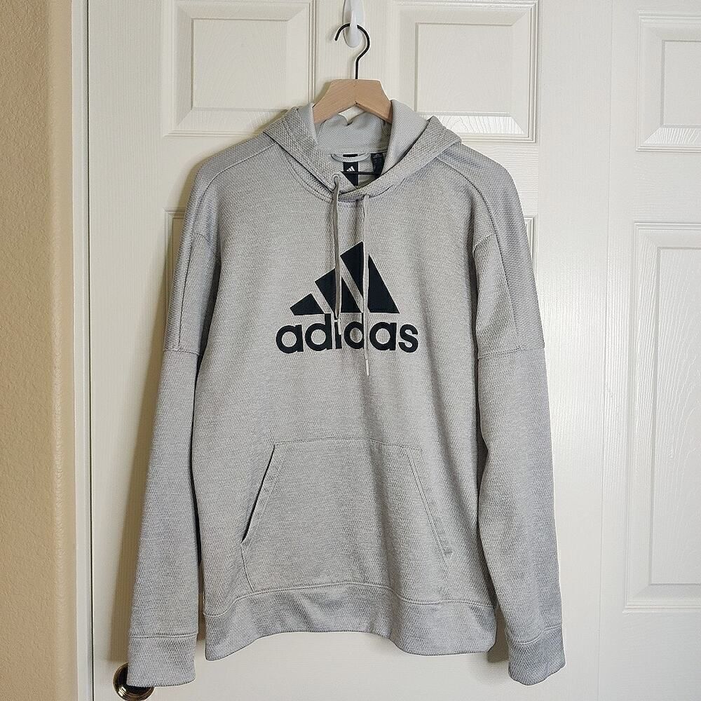 Men's Adidas pullover logo hoodie sz M